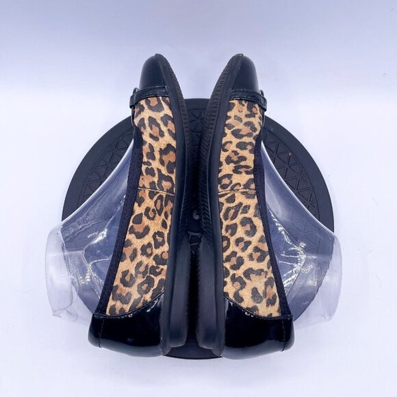 Clarks Women's Gracelin Wind Dress Ballet Flat Leopard Print Cap Toe Size 7 - Picture 5 of 10